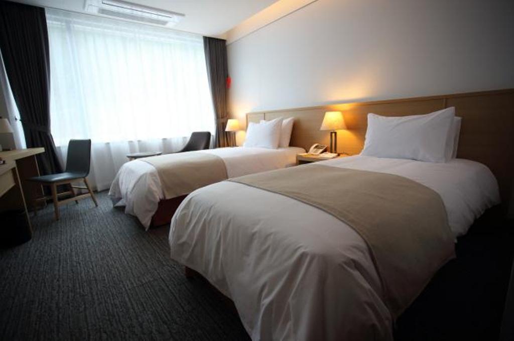 Inje Speedium Hotel & Resort ภายนอก รูปภาพ
